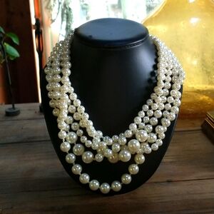 J Crew faux pearl choker